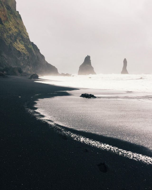 #inspo 🖤

Black sand contains minerals and metals that make it heavier and more durable than your average golden beach sand. It’s why we chose Black Sand as the colourway name for our LBBs - because we double-line all our swimwear with the same premium fabric we use on the outside for extra strength, stretch, and a look that will last 🤍 

#rockadi #blacksand #colourway #sustainableswimwear 

📸: Benjamin Behre (Unsplash)
